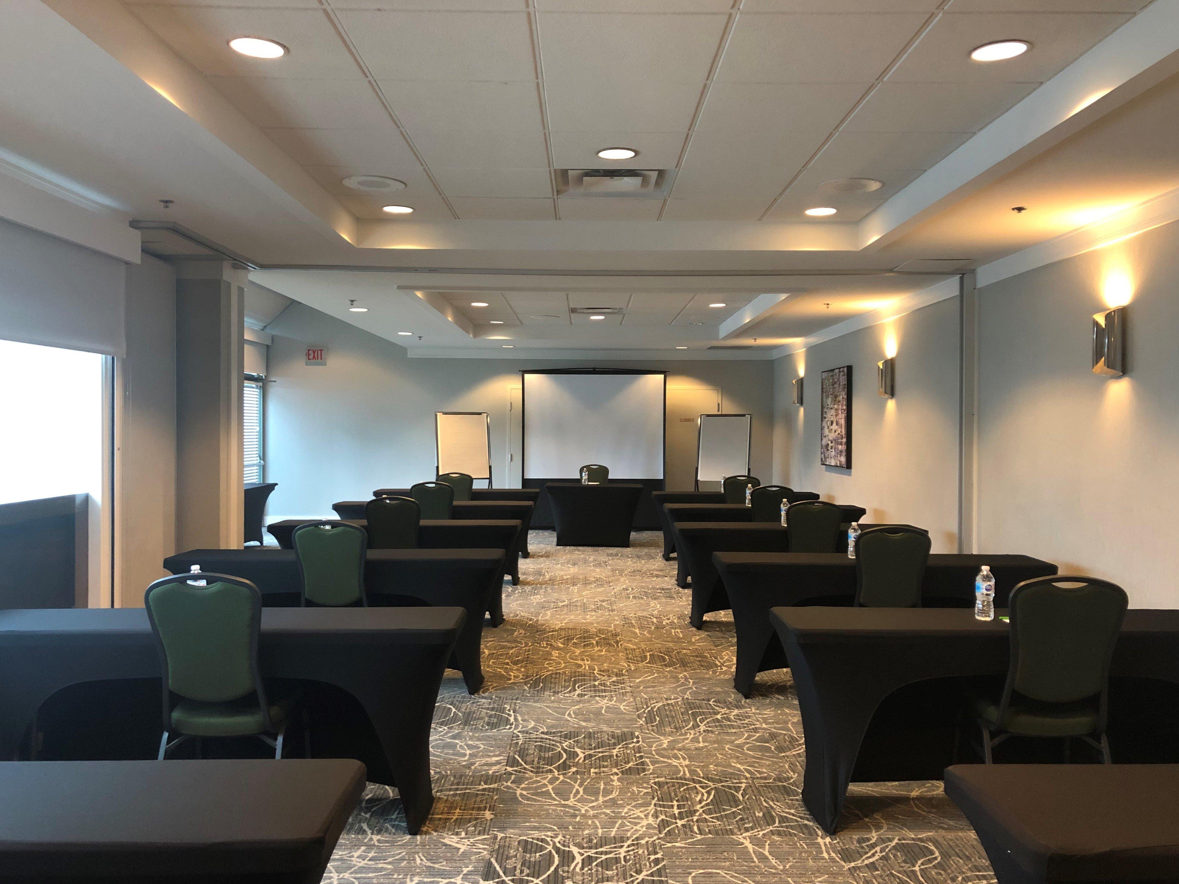 Vancouver Airport By Ihg 4*
