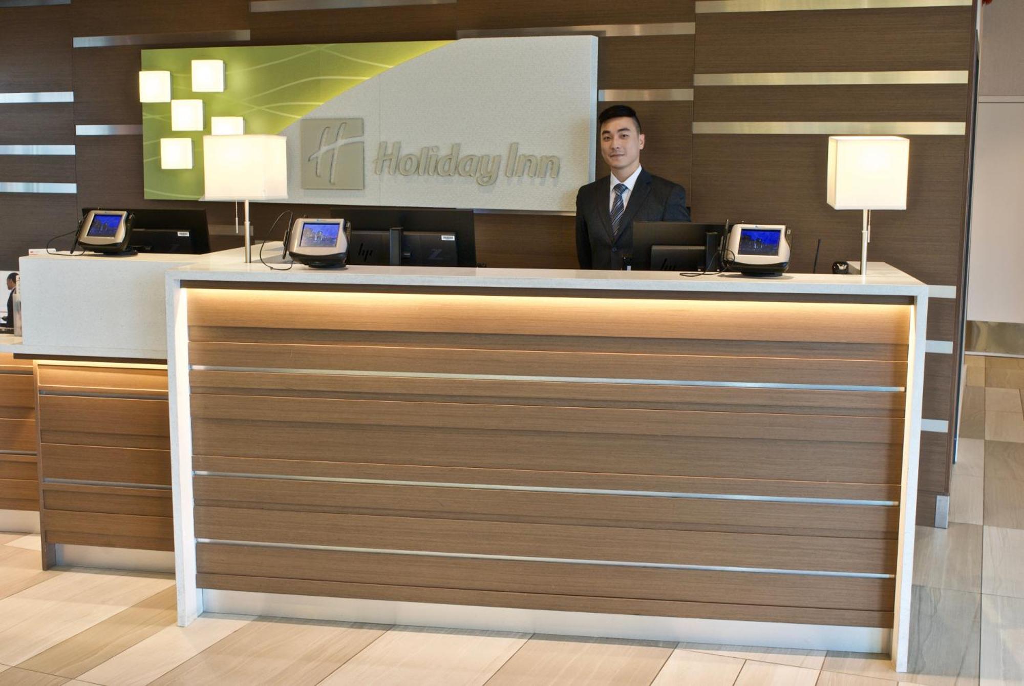 Vancouver Airport By Ihg
