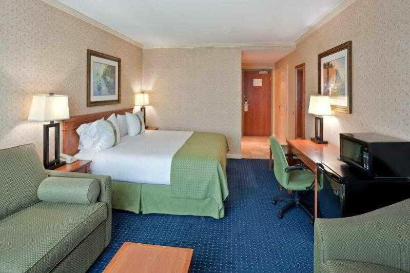 Hotel Vancouver Airport By Ihg Richmond